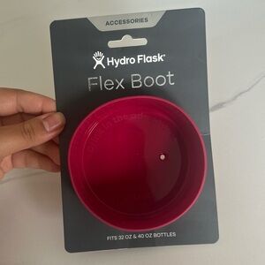 Hydro Flask Flex Boot in “Snapper”